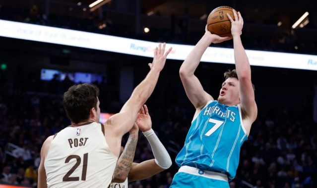 开云-NBA官网新秀榜更新：克努佩尔超越弗拉格登顶 开拓者乐福升至第8