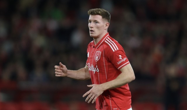 开云官网登录入口-安德森谈战平曼城：我们顽强地拼下了1分，展现强大团队精神